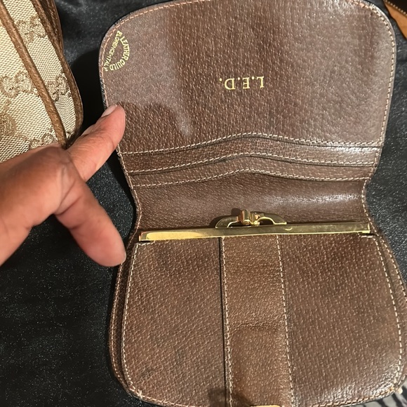 Gucci RARE Vintage Messenger Bag W/ Wallet Bundle. 
EUC No CALL OUTS! Beautiful! - Picture 16 of 16